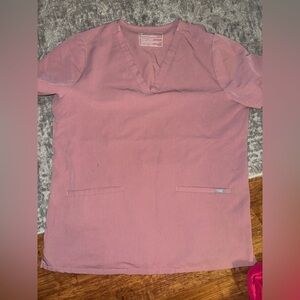 Figs mauve scrub top large